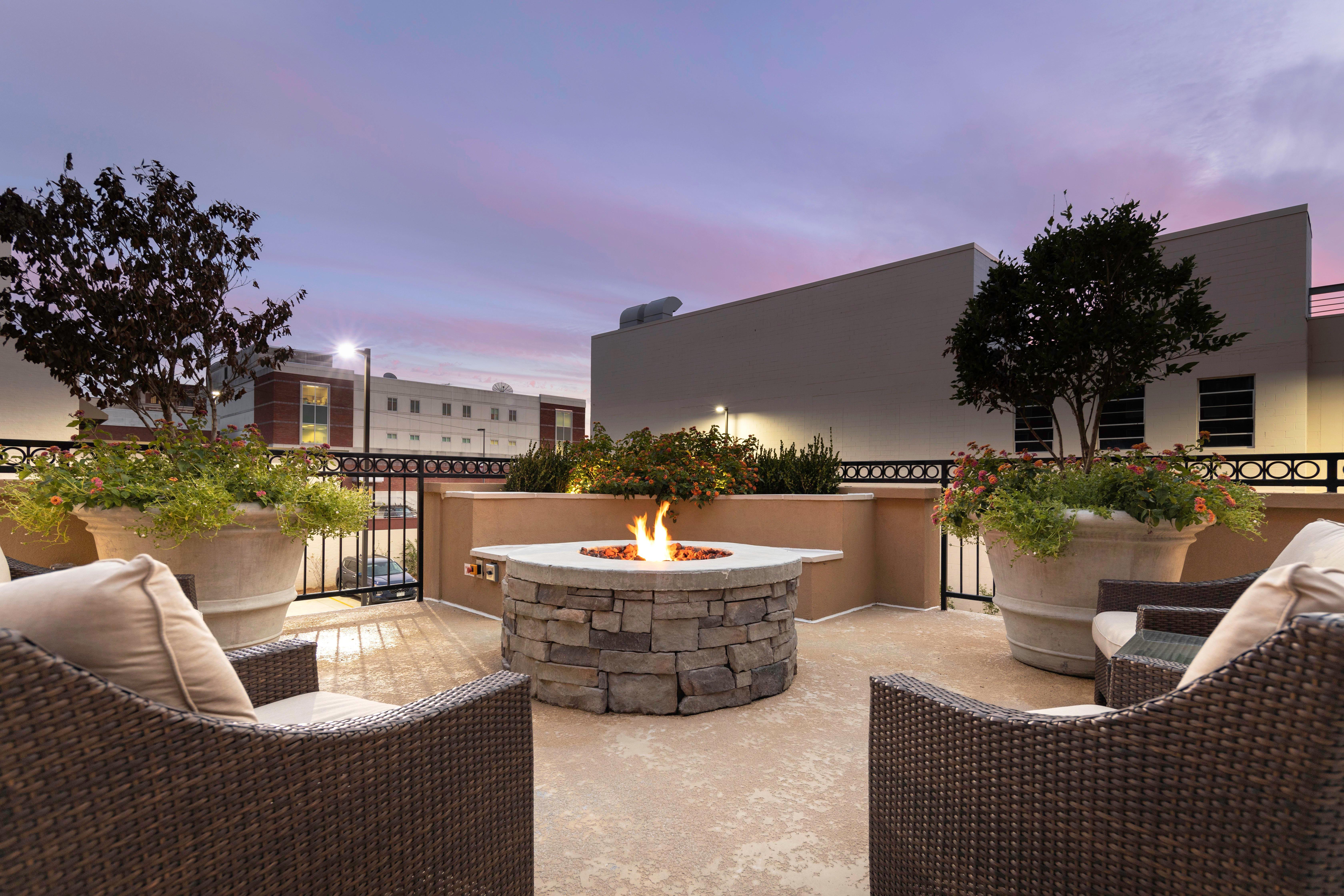 Staybridge Suites Montgomery - Downtown By Ihg Exterior foto
